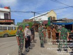 Babinsa Koramil 08/TB Laksanakan Monitoring Dan Pendampingan Penertiban Pedagang Kaki Lima di Tigabinanga