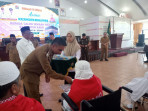 Tepung Tawari 14 Jemaah Calon Haji, Dengan Nada Haru, Wakil Bupati Theopilus Ginting Meminta Kabupaten Karo Didoakan