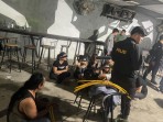 Diduga Jadi Lokasi Peredaran Ekstasi, Satresnarkoba Polres Karo Gerebek Cafe Gondrong di Lau Pengulu