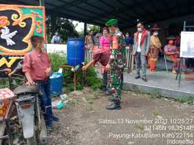 Babinsa Koramil 05/PY Himbau Warga di Pesta Nikahan Patuhi Prokes 