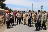 Kapolres Karo AKBP Pebriandi Haloho Dampingi Kapolda Irjen Pol Whisnu Hermawan Mengecek Situasi Gunung Sinabung