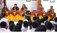 SMAN 1 Berastagi Sambut Program Jaksa Masuk Sekolah, Kajari Karo, Edmon Noferi Purba SH.MH: Ingat, dulu mulutmu harimaumu, saat ini jarimu harimaumu
