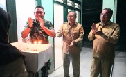Bupati Karo Brigjen Pol [ Purn ] Dr.dr Antonius Ginting Sp.OG M.Kes Beri Kejutan Ulang Tahun ke Dandim 0205/TK, Wujud Sinergi Pemkab dan TNI