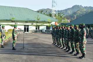 Danrem 023/KS Kolonel Inf Febriel B Sikumbang Beri Motifasi Kepada Pers