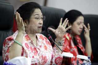 PDIP Dituding  PKI, Masinton: Megawati Enggan Komentar, Diserahkan Pada Kader