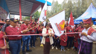 Ribuan Masyarakat Kabupaten Karo Padati Berastagi Bersama Prabowo Subianto Menggelar Gerak Jalan Santai 
