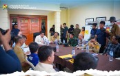 Bupati Karo Brigjen Pol [ Purn ] Dr.dr Antonius Ginting Sp.OG M.Kes Sambut Gubernur Sumut Guna Bahas Penanggulangan Bencana Sinabung