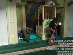 Babinsa Koramil 08/TB Bersama Warga Bersihkan Masjid, Wujud Kepedulian dan Kebersamaan