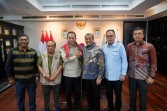 Perkuat Sinergi dengan Pusat, Bupati Karo Temui Menteri Koperasi Bahas Modernisasi Ekosistem Komoditas Lokal dan Pertanian Hortikultura