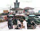 Pedagang Liar Semakin Menjamur Di Pusat Pasar Berastagi, Disprindak Terkesan Tutup Mata