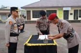 Kapolres Dairi Pimpin Sertijab Kasat dan Kapolsek, Tekankan Profesionalisme dan Pelayanan kepada Masyarakat
