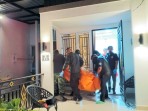 Mobil Dosen ITB Dibawa Kabur Oleh Pelaku Pembunuhan, Facebook Milik Asprina Surbakti Masih Aktif
