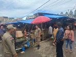 Tertibkan PKL, Satpol PP Dan Disperindag Kabupaten Karo Imbau PKL Tidak Berjualan di Bahu Jalan dan Trotoar