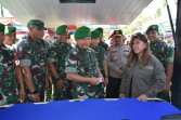 Kepala Staf Angkatan Darat Jendral TNI Dudung Abdurachman Serahkan Motor  Ambulance Babinsa Siap Melayani Rakyat
