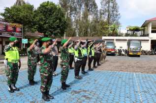 Sinergitas TNI-POLRI Dalam Pengamanan Hari Paskah Di Kabupaten Karo
