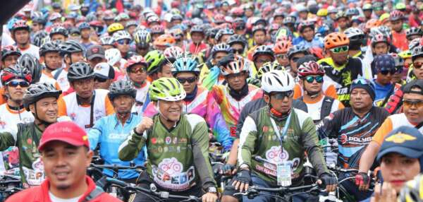 Sekdako Pekanbaru Lepas Ribuan Peserta Event Sepeda Nusantara 2018