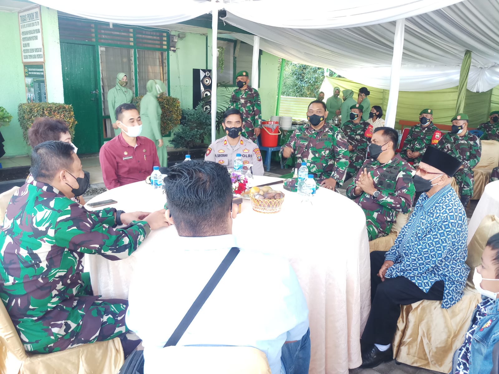 Kunjungi Koramil 02/TP, Ini Pesan Danrem 023/KS Kolonel Inf Febriel B Sikumbang 