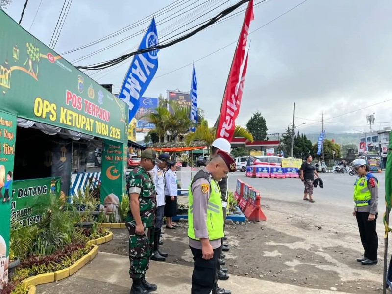 Beberapa Hari Menjelang Operasi Ketupat 2025, Polres Tanah Karo Terus Gelar Kegiatan Rutin Yang Ditingkatkan Beberapa Hari Menjelang Operasi Ketupat 2025, Polres Tanah Karo Terus Gelar Kegiatan Rutin Yang Ditingkatkan
