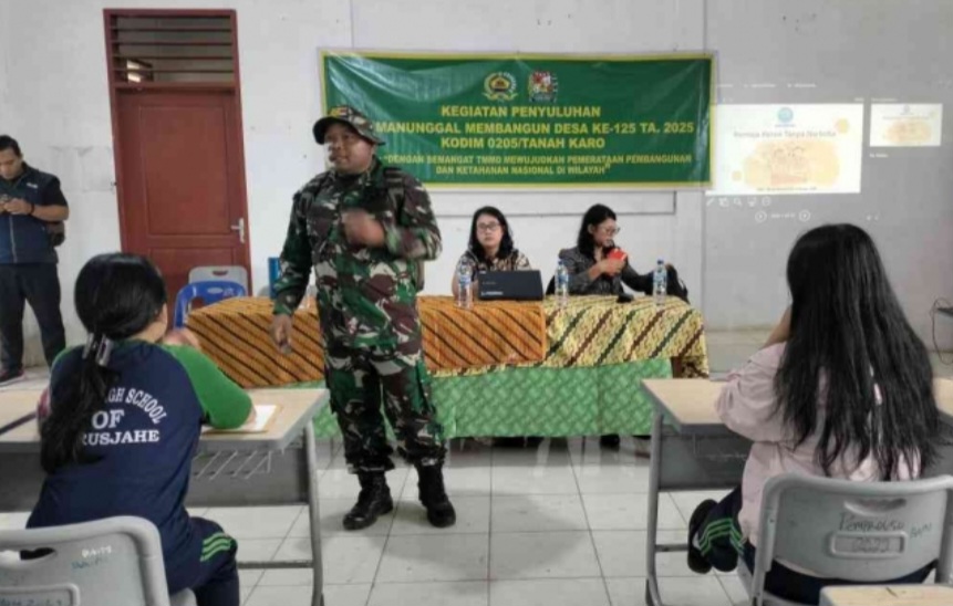 Sosialisasi Bahaya Narkoba Di SMAN 1 Barusjahe, Satgas TMMD ke-125 Kodim 0205/TK Gandeng BNNK