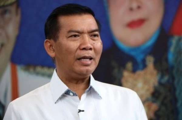 Wako Pekanbaru Terbitkan SE Moratorium PNS Pindah ke Pemko