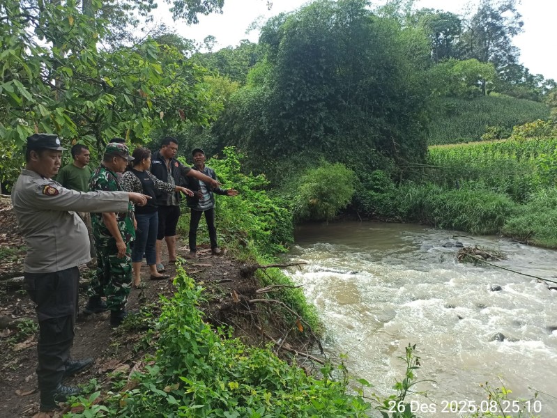 Pulang Wirid Bersama Nenek, Sophia Azahara Hanyut Dibawa Arus Sungai dan Ditemukan Tersangkut di Batu Tengah