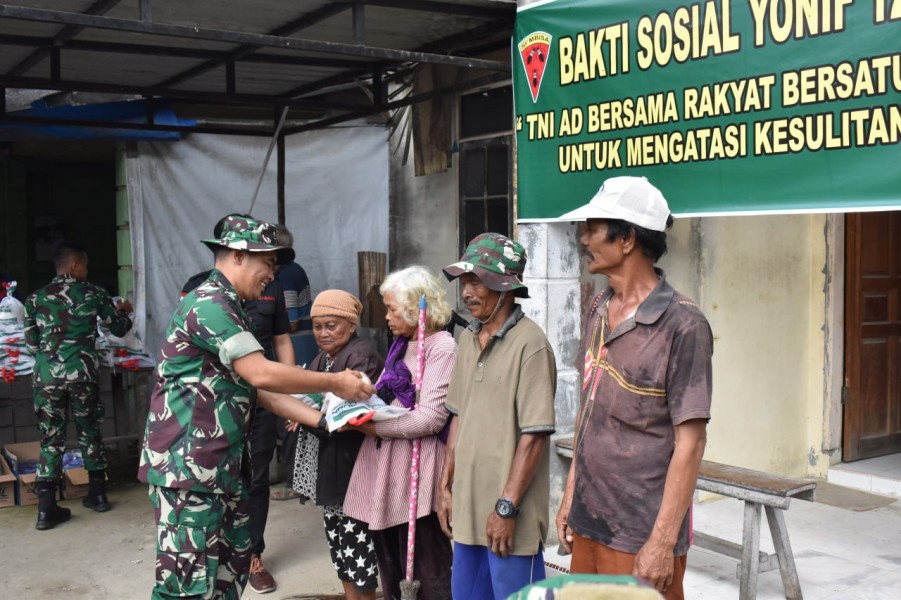 Membantu Meringankan Beban Masyarakat, Batalyon Infanteri 125/SI