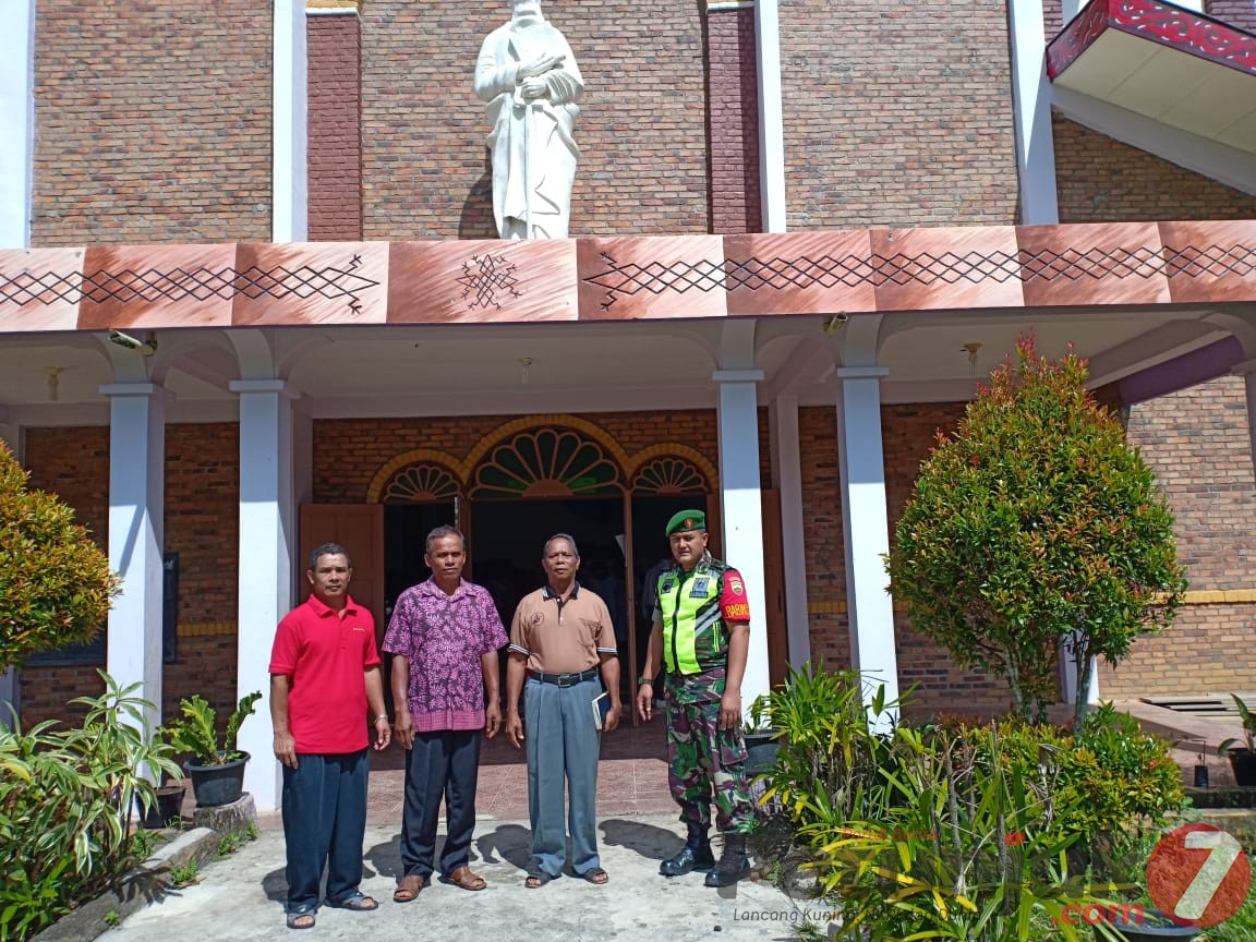 Kamtibmas: Pelda Darianto Patroli dan Pengamanan Gereja Katolik di Desa Juhar