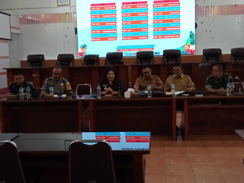 Pimpin Rapat Persiapan Festival Bunga dan Buah Tahun 2024, Bupati Karo Cory S Sebayang : Mari Saling Kerjasama