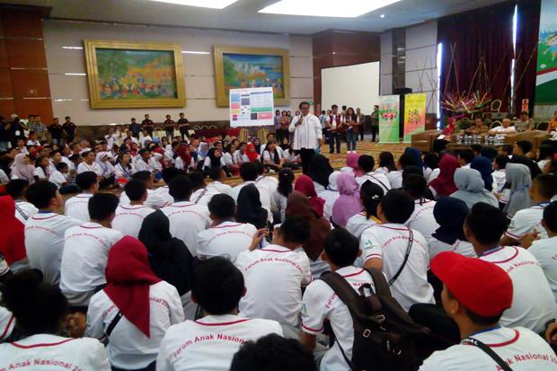 Menteri  PPPA ke Riau Sebut Kasus Kekerasan Anak Peringkat Dua