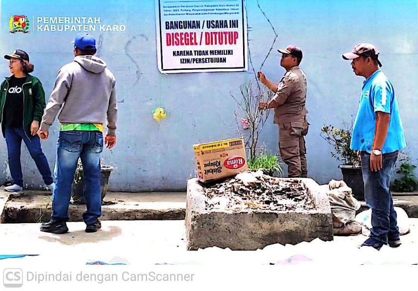 Air Pencucian Mengalir Ke Jalan Raya, Pemkab Karo Segel Dan Tindak Tegas Pencucian Wortel di Desa Lingga