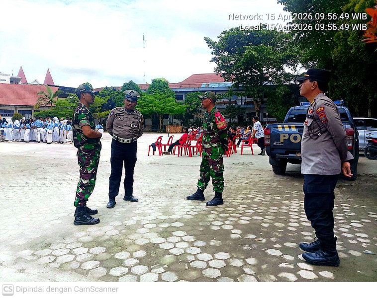 Sambangi SMAN 1 Berastagi, Wakapolsek AKP Robinson Marbun Sampaikan Sosialisasi Kenakalan Remaja