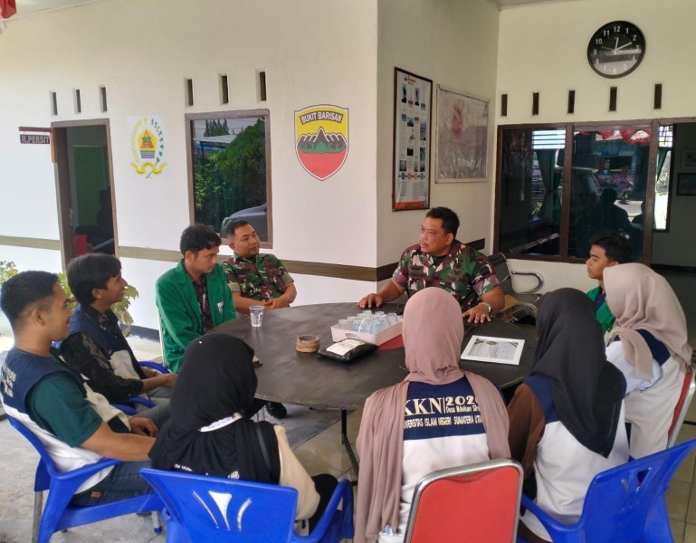 Danramil 04/Simpang Empat, Kapten Inf Gandhi Berharap KKN Mahasiswa UINSU Dapat Mengimplementasikan Keilmuannya Untuk Masyarakat