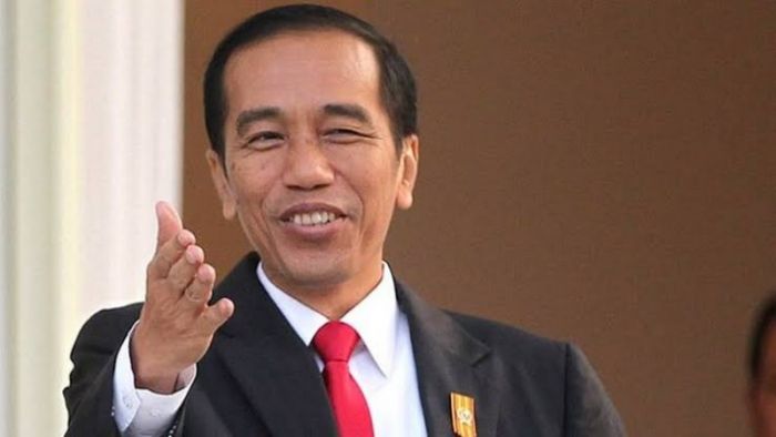 LAM Riau Merasa Tak Ada 'Tersandra' Karena Pemberian Gelar Adat Untuk Jokowi