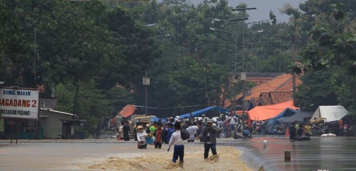 Tanggul Sungai Cimanuk Terancam Jebol di Indramayu, 6.000 Orang Dalam Bahaya