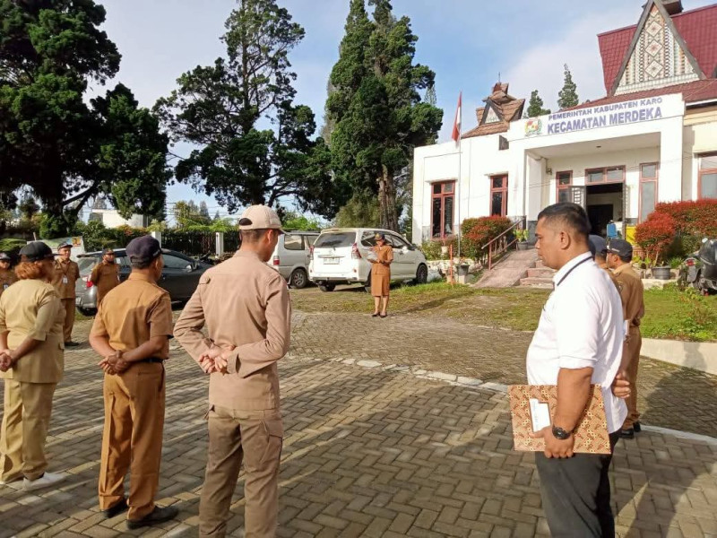 Brigjen Pol [Purn] Dr.dr Antonius Ginting Sp.OG M.Kes Tekankan Disiplin Bagi ASN, Masyarakat: Kami Sangat Mendukung Program Bupati Karo