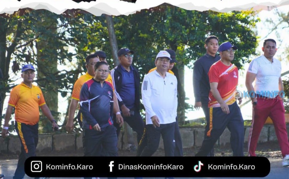 Bupati Karo Brigjen Pol [ Purn ] Dr.dr Antonius Ginting Sp.OG M.Kes dan Wakil Bupati Ikuti Olahraga Bersama dalam Rangka HUT Bhayangkara ke-80