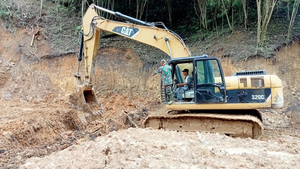 Telah Capai 20 Persen, TNI dan Warga Percepat Kelarkan Bangunan Box Culvert