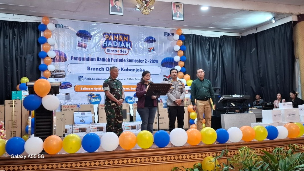 Danramil 03/Berastagi Mayor Chb Vincent Bangun Hadiri Penarikan Undian Simpedes BRI Semester 2