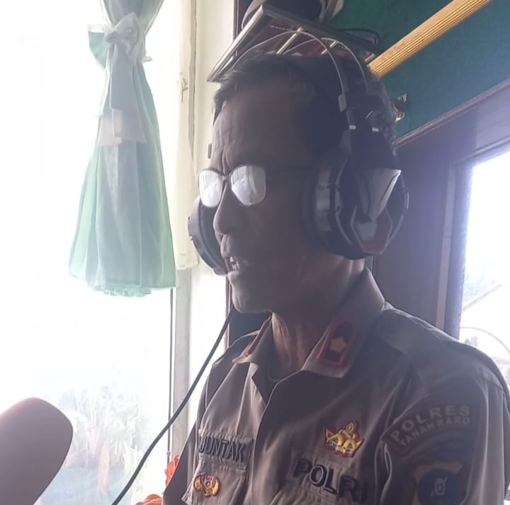 Kapolsekta Berastagi Kompol Viktor Simanjuntak Berikan Imbauan Kamtibmas Lewat Radio