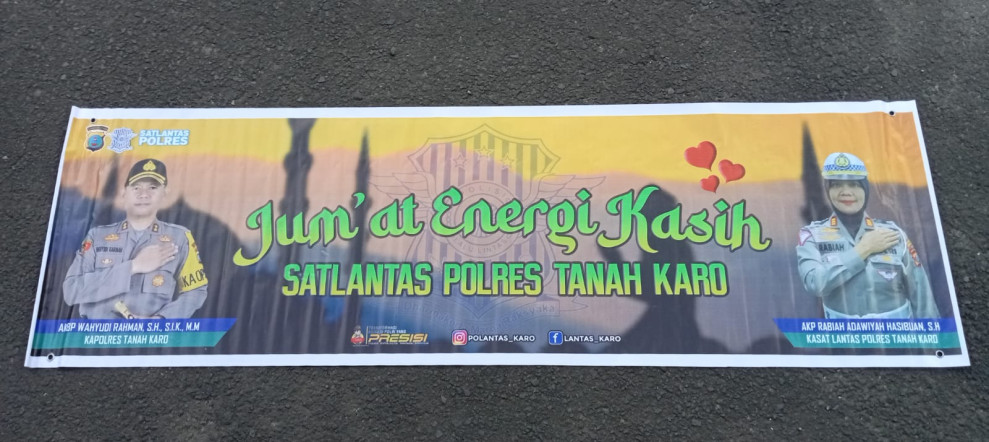 Jumat Energi Kasih, Satlantas Polres Tanah Karo, Bagikan Beras untuk Masyarakat yang Membutuhkan