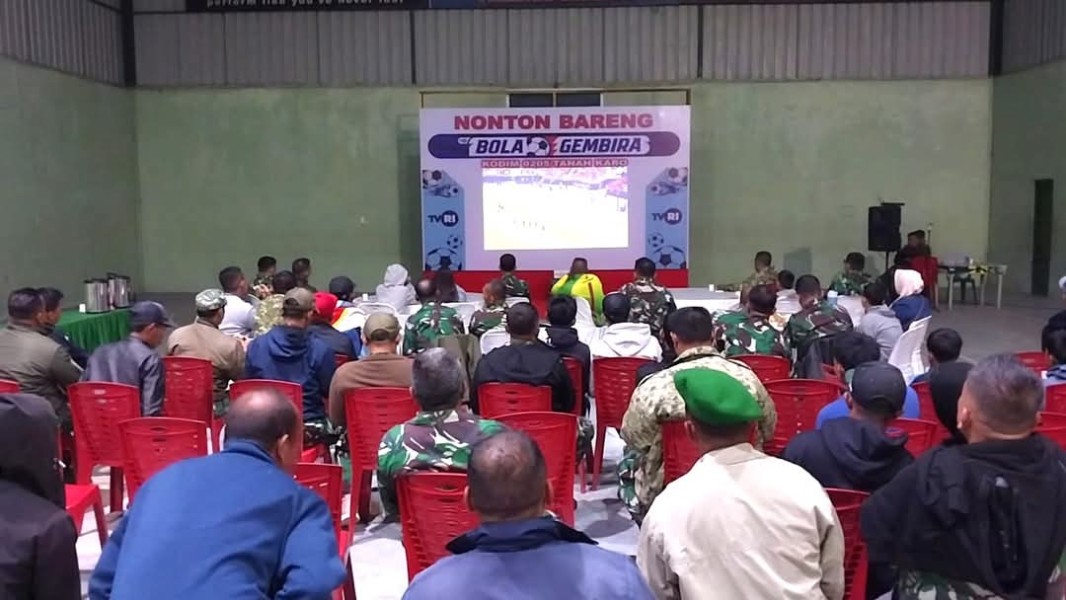 Semarak Piala Dunia 2026, Kodim 0205/TK Ajak Warga Nobar Bola Gembira, Dandim: Kegiatan ini juga menjadi momentum untuk menumbuhkan rasa persatuan