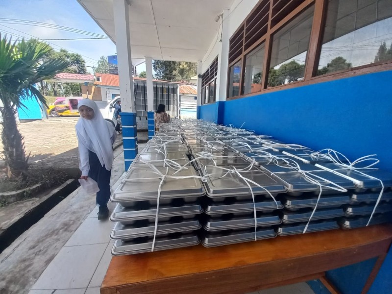 SMPN 2 Berastagi Mendapat Program Makan Bergizi Gratis dari Pemerintah Pusat SMPN 2 Berastagi Mendapat Program Makan Bergizi Gratis dari Pemerintah Pusat