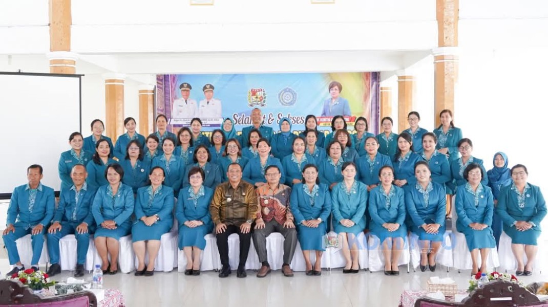 Bupati Karo Hadiri dan Melantik Pengurus Tim Penggerak PKK kabupaten karo Masa Bakti 2025 - 2030