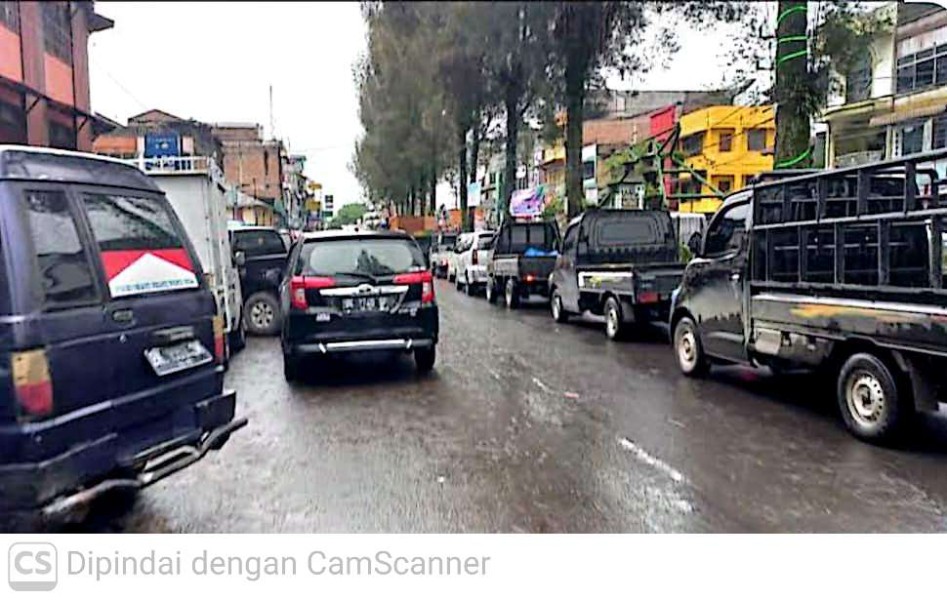 Akibat Parkir Berlapis Kota Berastagi Macet, Kanit Lantas Iptu Fery Galingging: Nanti Kita Kordinasikan Dengan Dishub Karo