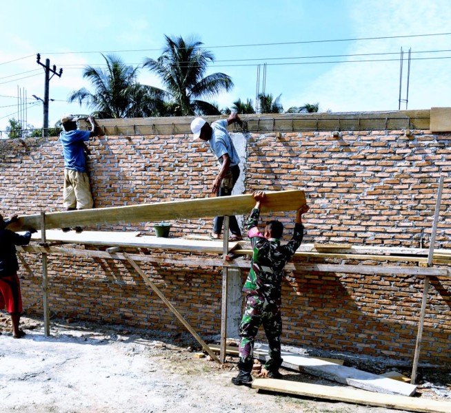 Pendampingan Babinsa Koramil 09/LB Dalam Pembangunan Koperasi Desa Merah Putih (KDMP) di Wilayah Teritorialnya