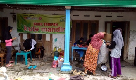 Bank Sampah Rumah Zakat di Kediri Untuk Kampanye Lingkungan