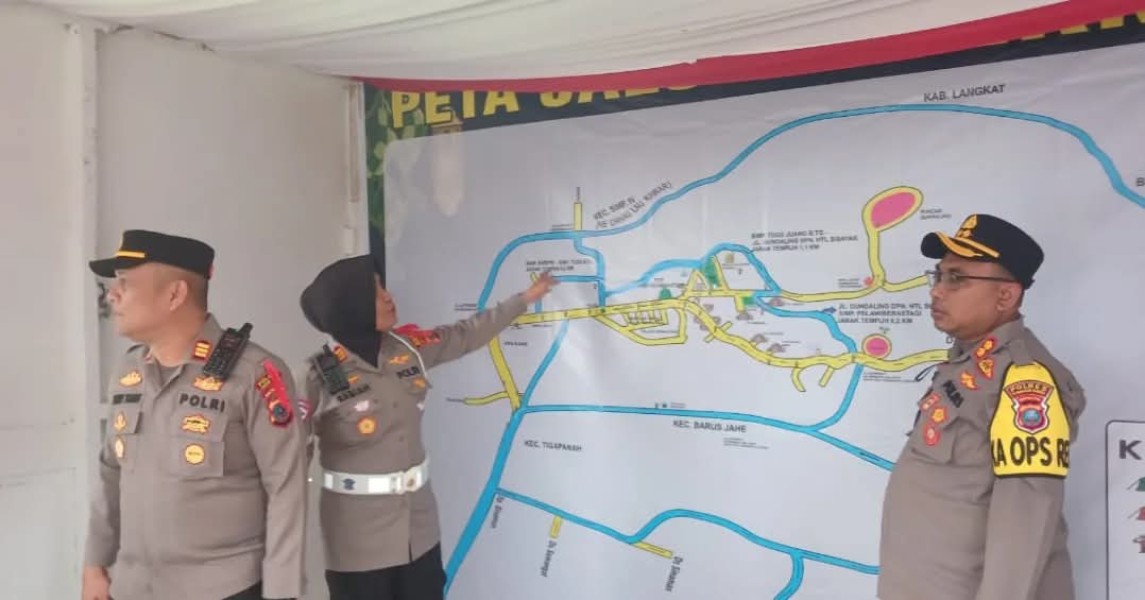 Kapolres Tanah Karo AKBP Eko Yulianto bersama PJU Cek Kesiapan Pos Pengamanan Ops Ketupat Toba 2025 Kapolres Tanah Karo AKBP Eko Yulianto bersama PJU Cek Kesiapan Pos Pengamanan Ops Ketupat Toba 2025