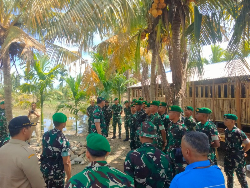 Tinjau Pembangunan Yonif 904/GM dan Brigif 37/HS di Kabupaten Karo, Pangdam I/BB Minta Generasi Muda Siapkan Diri