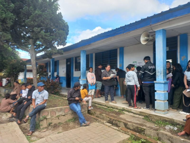 Hari Pertama dan Kedua Pendaftaran Membludak, SMPN 3 Berastagi Diserbu Calon Siswa
