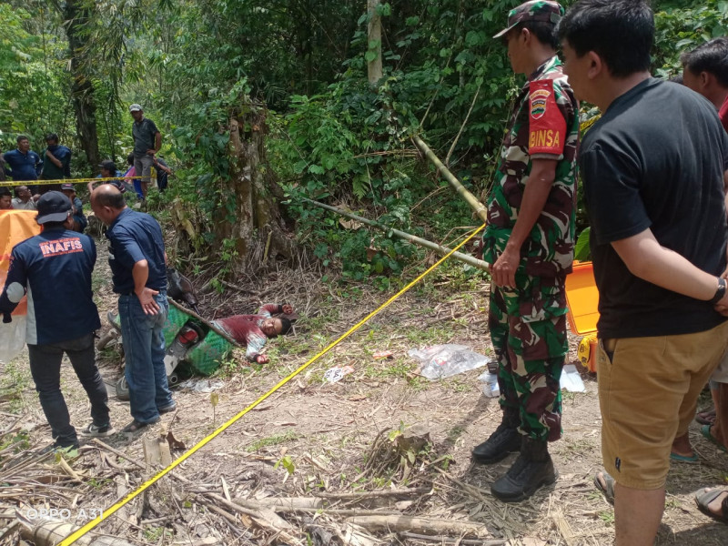 Warga Susuk Meninggal di Perladangan Bursak : Danramil 05/PY Lettu Inf M Sembiring, Sebilah Pisau Kita Temukan